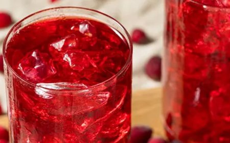 How cranberry juice offers health benefits?