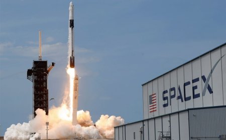 SpaceX launches first new constellation of US spy satellites