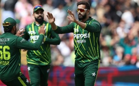 Pak vs Eng: I am comfortable with bowling at any position, says Imad Wasim