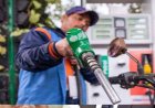 Petrol price in Pakistan slashed by Rs10 per litre