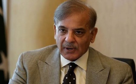 PM applauds FBR team for surpassing May tax collection target