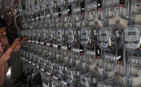 Power tariff hiked by Rs 3.76/unit in Pakistan