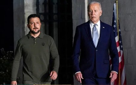 US, Ukraine sign 'historic' 10-year security agreement