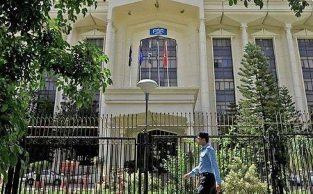 FBR warns of action against 'under-filers' as deadline looms